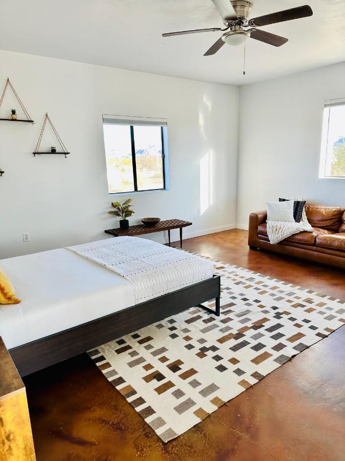 Ravens Nest Ranch, Fire Pit , Views, Near Jt Park! Βίλα Joshua Tree Εξωτερικό φωτογραφία