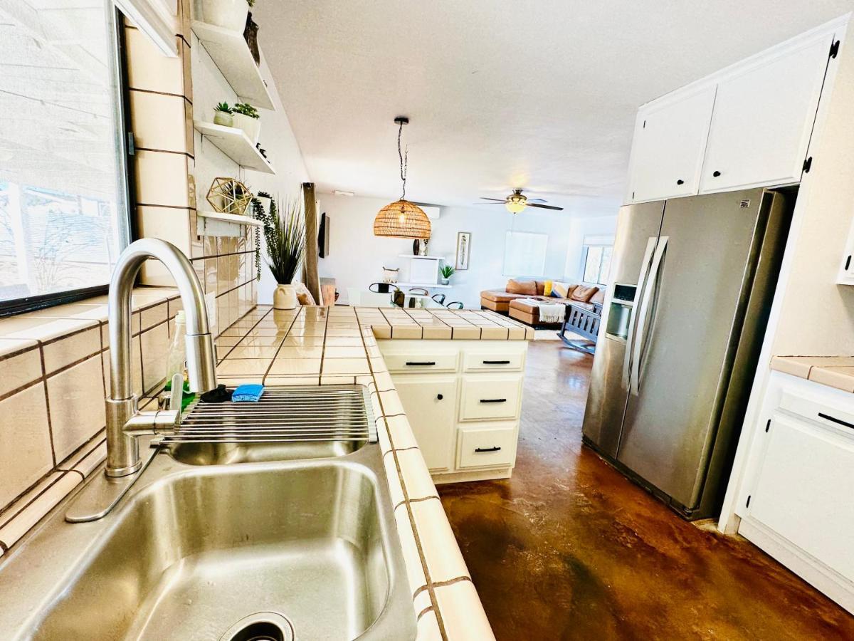 Ravens Nest Ranch, Fire Pit , Views, Near Jt Park! Βίλα Joshua Tree Εξωτερικό φωτογραφία