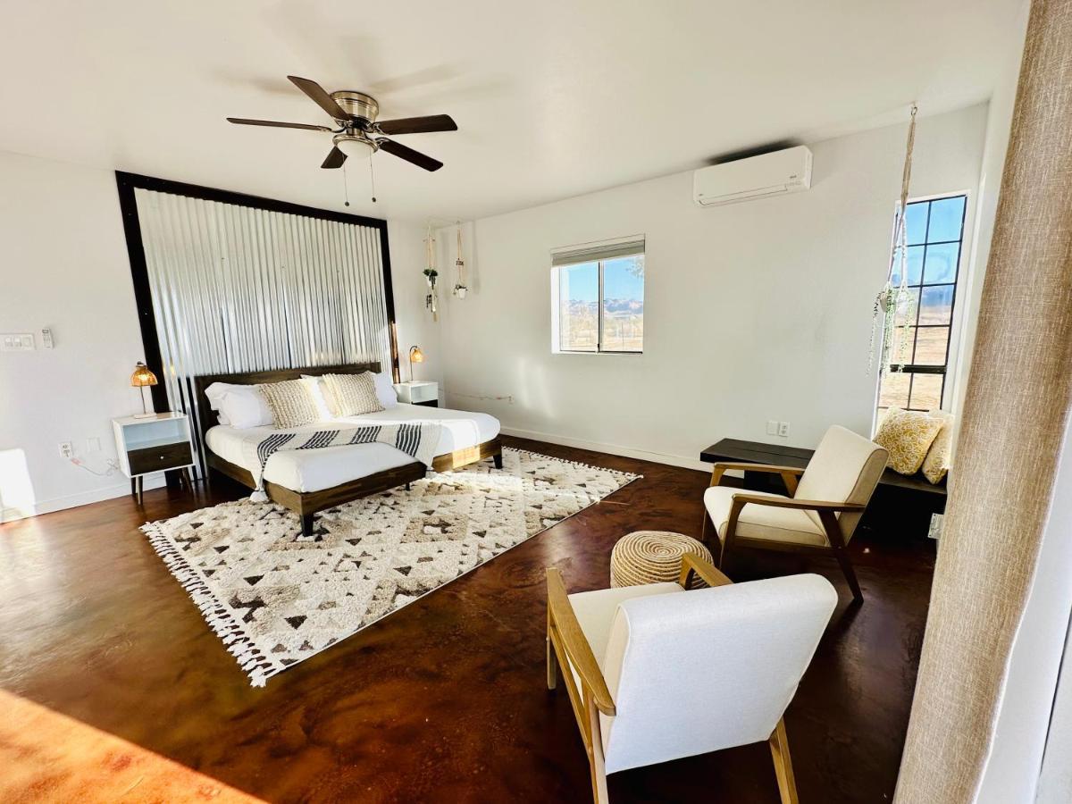 Ravens Nest Ranch, Fire Pit , Views, Near Jt Park! Βίλα Joshua Tree Εξωτερικό φωτογραφία