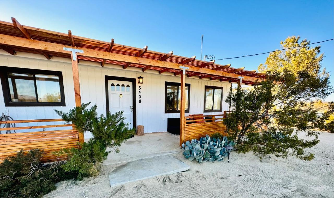 Ravens Nest Ranch, Fire Pit , Views, Near Jt Park! Βίλα Joshua Tree Εξωτερικό φωτογραφία