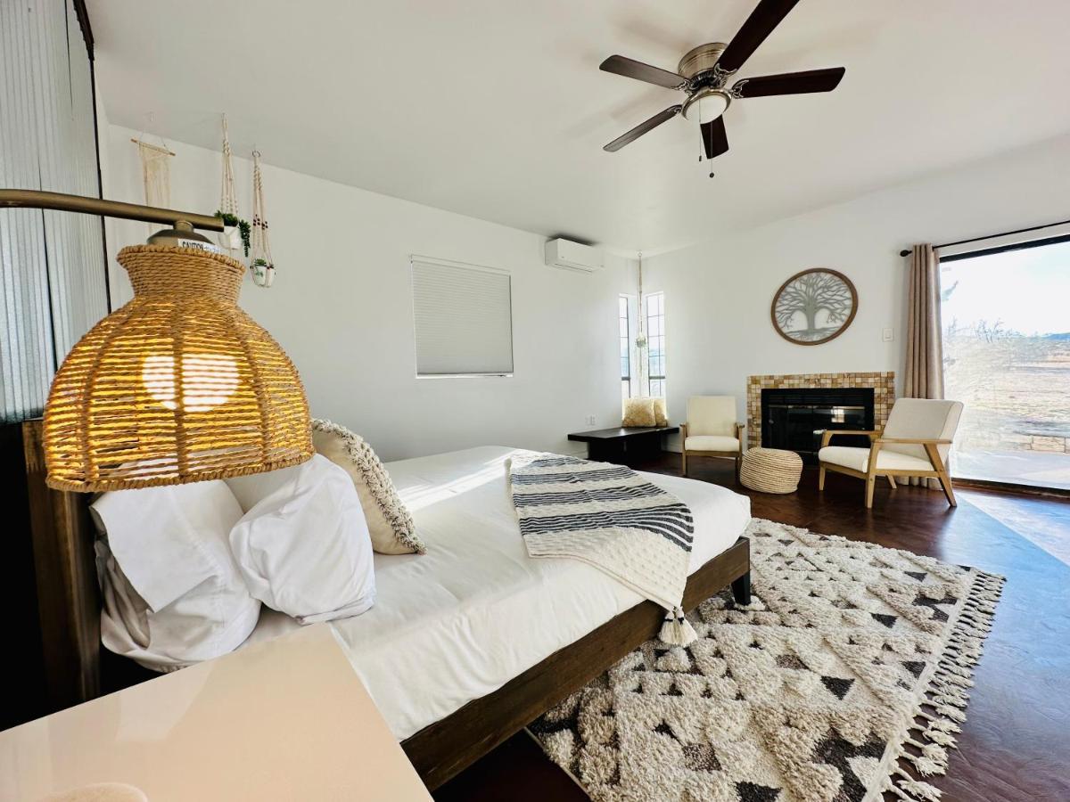 Ravens Nest Ranch, Fire Pit , Views, Near Jt Park! Βίλα Joshua Tree Εξωτερικό φωτογραφία